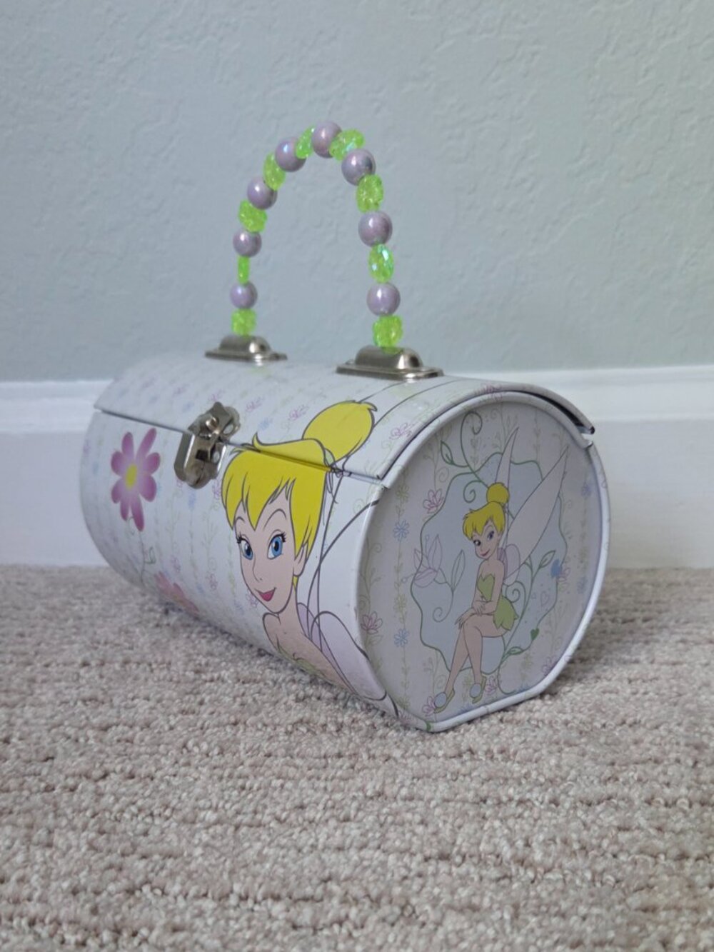Lot Vintage Disney Fairy TINKER BELL Round Backpack and Beaded Handled Tin Box - Picture 7 of 10
